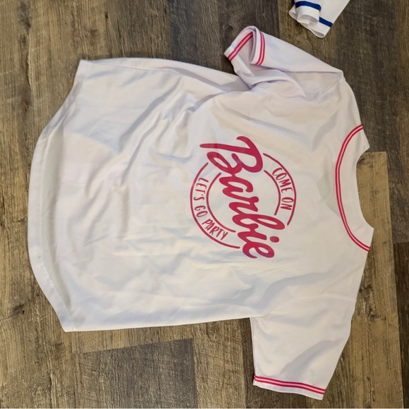 Barbie Women’s White and Pink Baseball Jersey perfect for Halloween Medium - Picture 3 of 5